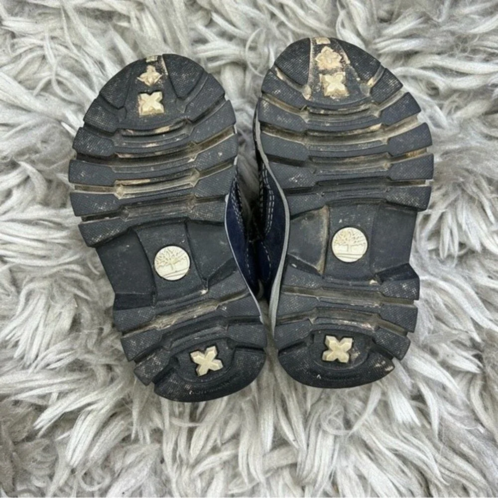 Timberland Waterproof navy blue strap closure toddler boy's shoes size 4